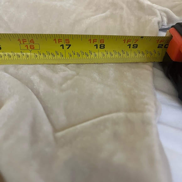 NWT Reformation Cam Velvet Top - Picture 8 of 11